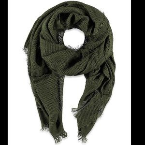 F21 olive green scarf 🍂